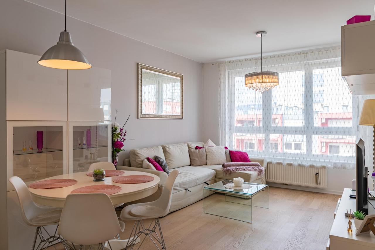 Flexible Selfcheckins 23 - Zagreb - Garage - Electric Vehicle Ccharger - Loggia - New - Luxury Apartment Exterior foto
